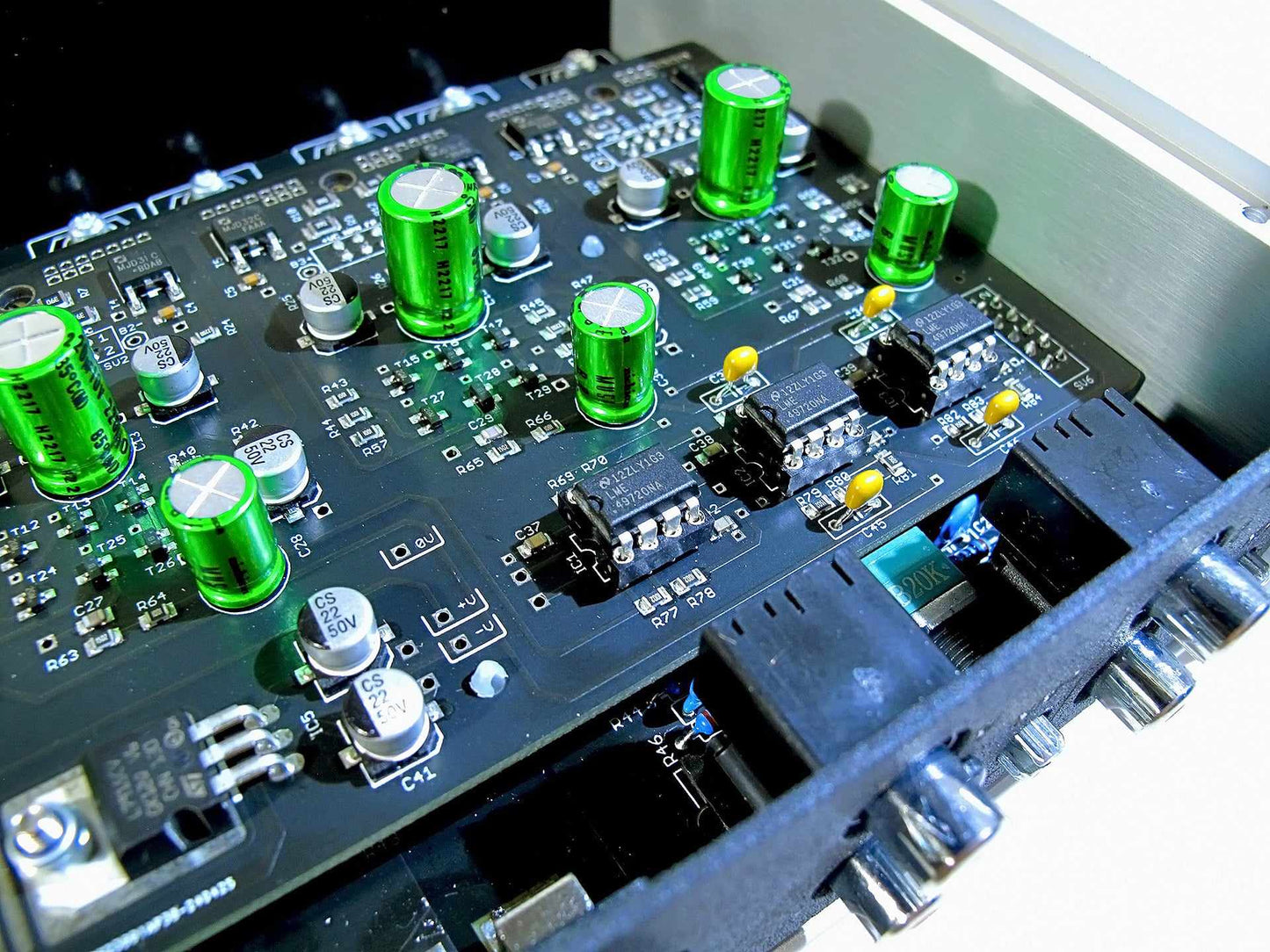 Audio Solution - QUATTROCENTO - Four Channel Amplifier